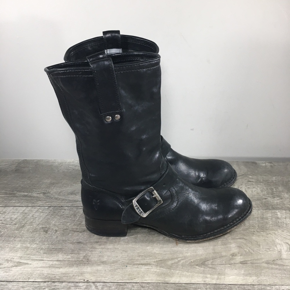 Frye Martina Engineer Moto Style 76920 Black Leather Women Short Biker Boots 7.5